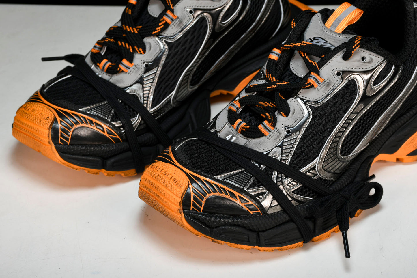 3XL Sneaker 'Black Orange Grey'