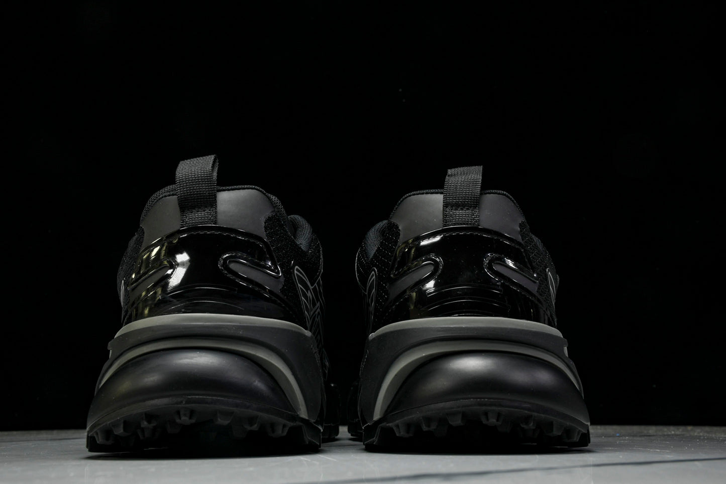 Louis Vuittоп Runner Tatic Sneaker 2.0 'Black'