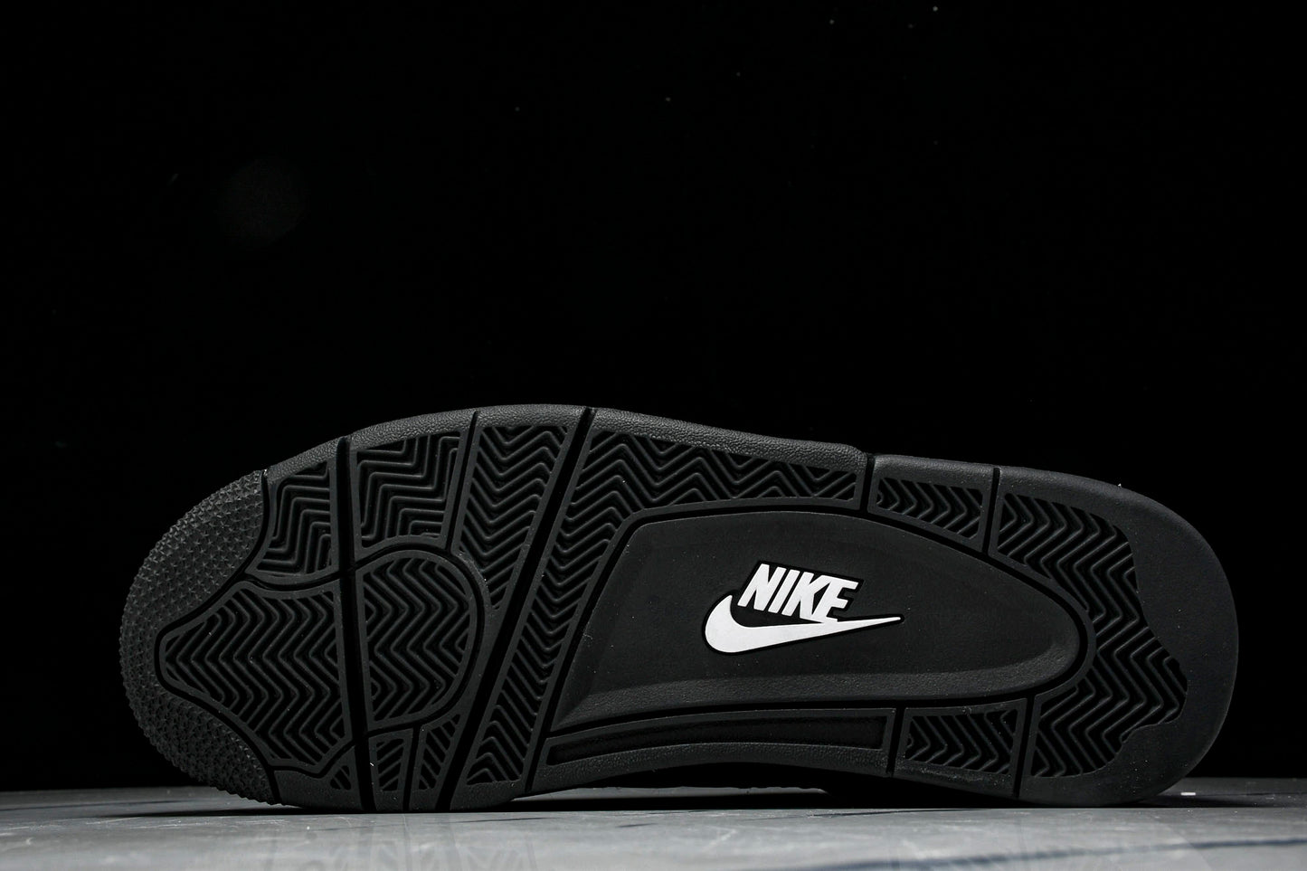 AJ4 Retro 'Black Cat' (2025)
