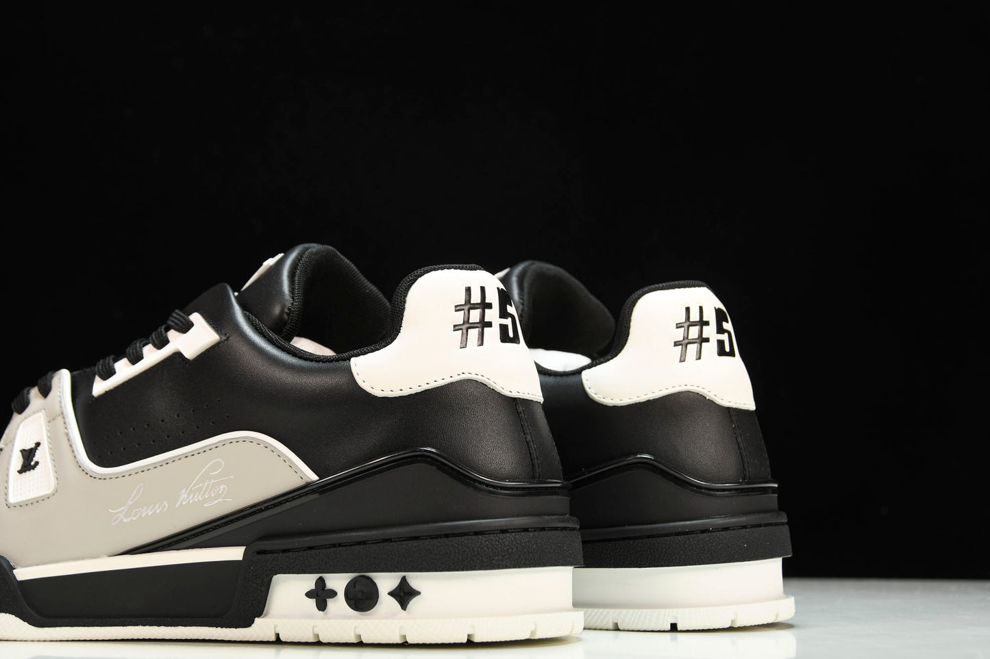 Louis Vuittоп Trainer Low 'Black Grey White'