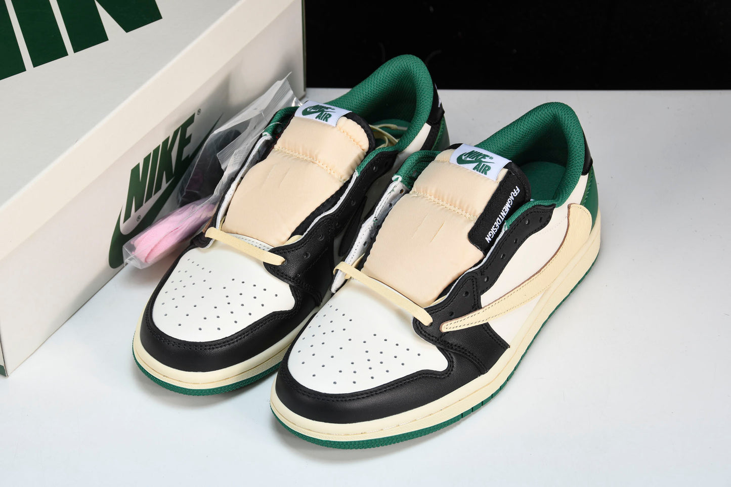 Travis Scott x AJ1 Low x Fragment Design ‘Pine Green’ (Unreleased)