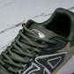 D1or B30 'Olive White'