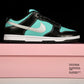 SB Dnk Low x Diamond Supply Co.
