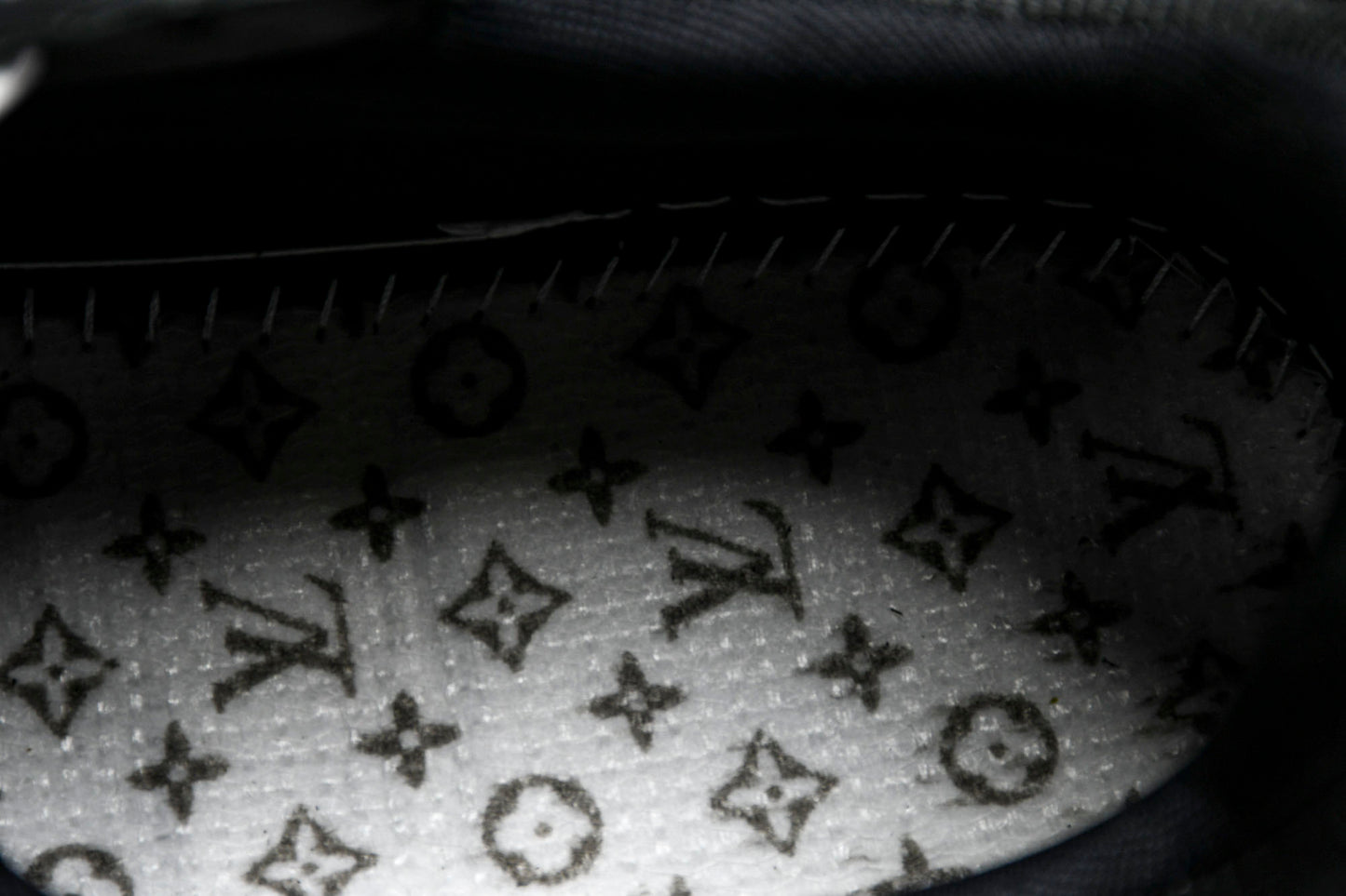 Louis Vuittоп Trainer Low 'Black'