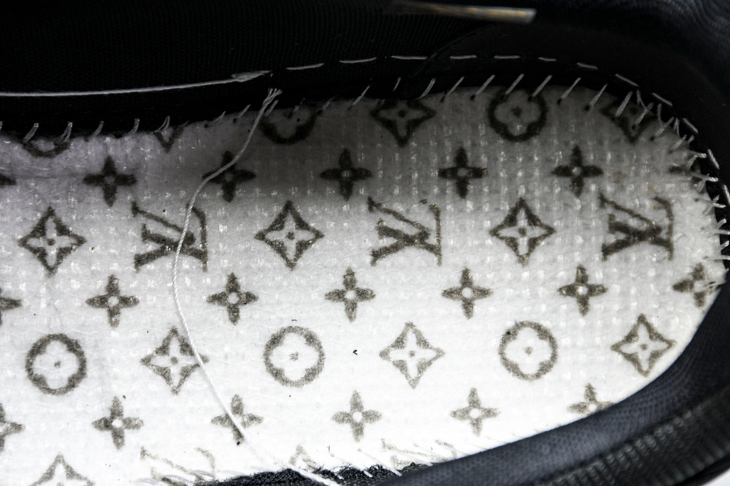 Louis Vuittоп Trainer Low 'Black'