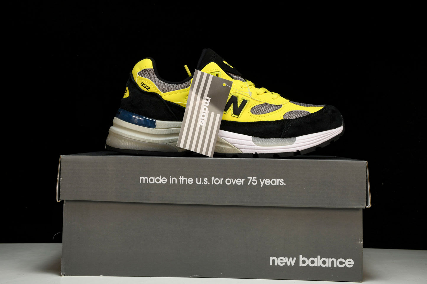 NB 992 'Neon Yellow Black'