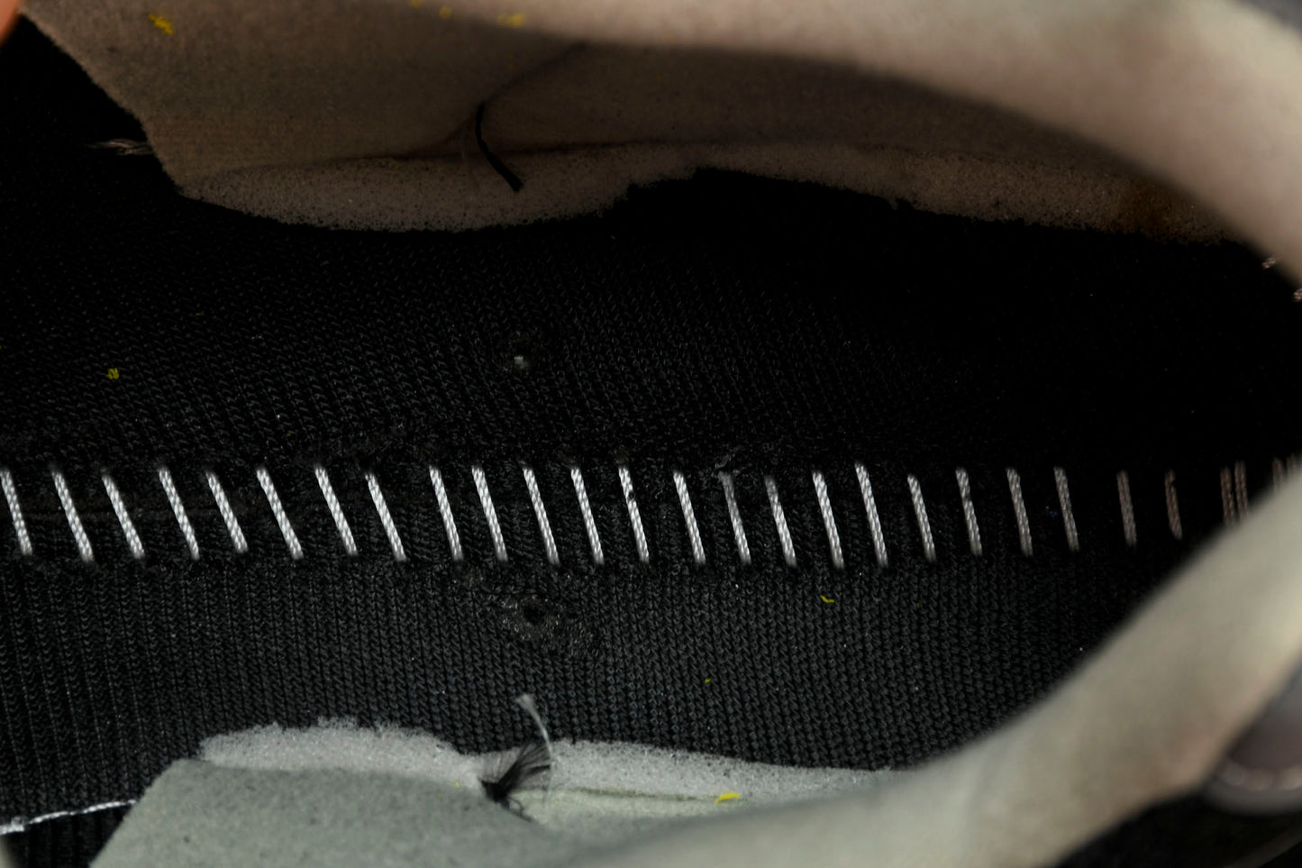 NB 992 'Black Grey Suede'
