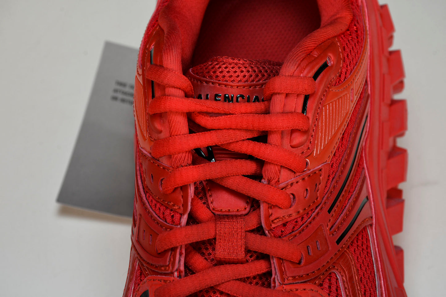 Defender (Bouncer) Sneaker 'Red'