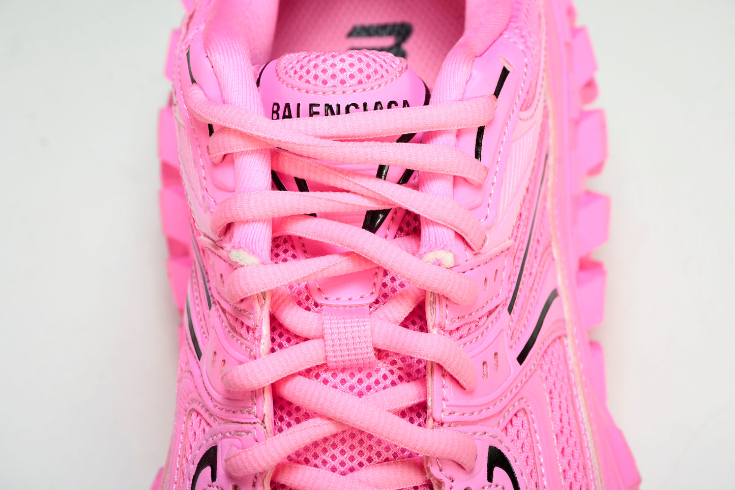 Defender (Bouncer) Sneaker 'Pink'
