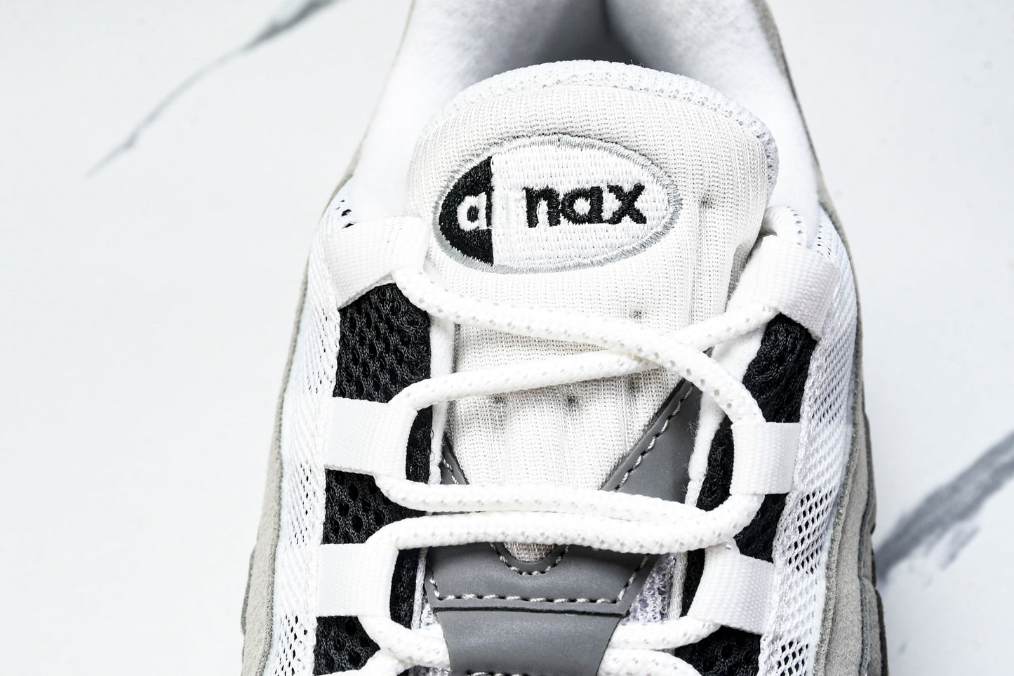 AM95 OG 'Black Anthracite'