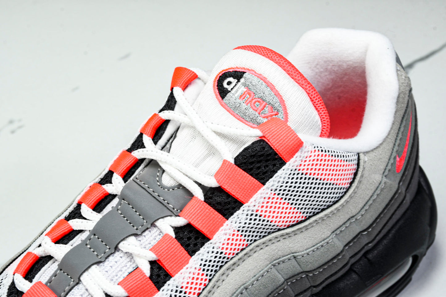 AM95 OG 'Solar Red'