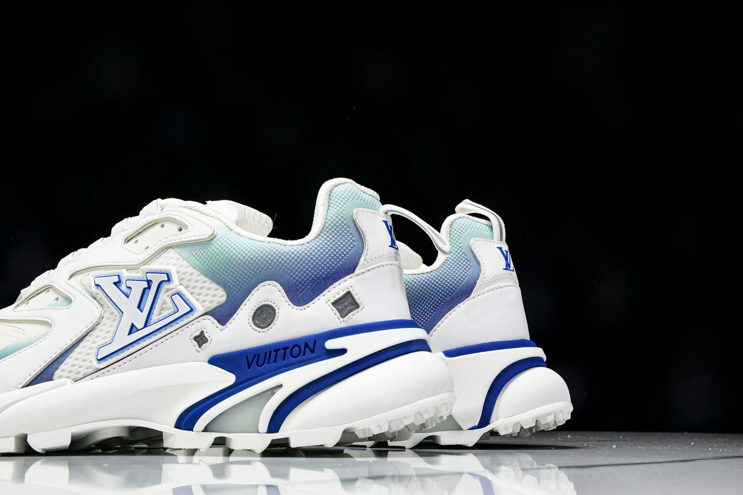 Louis Vuittоп Runner Tatic Sneaker 'White Blue'