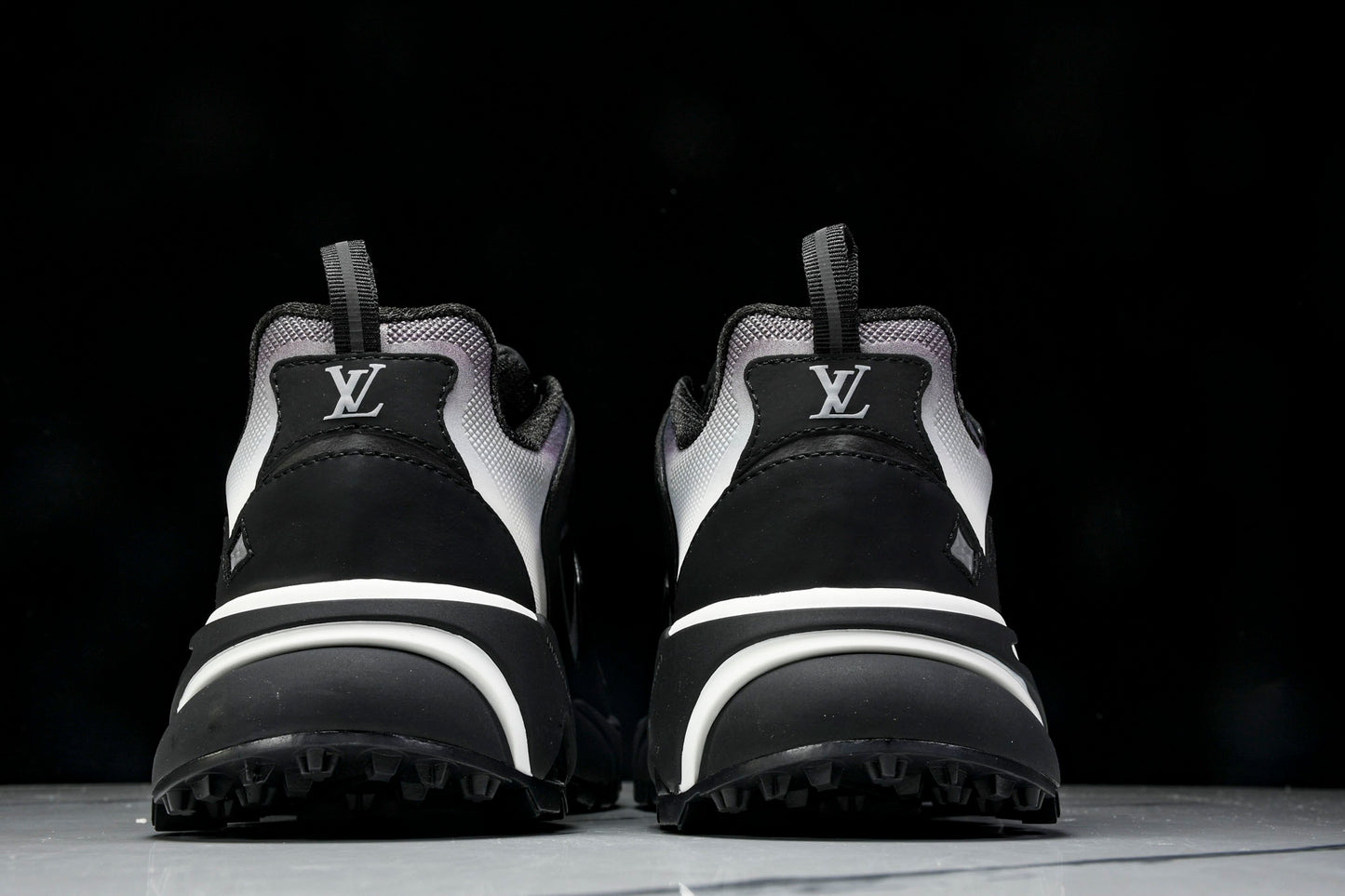 Louis Vuittоп Runner Tatic Sneaker 'Black White'