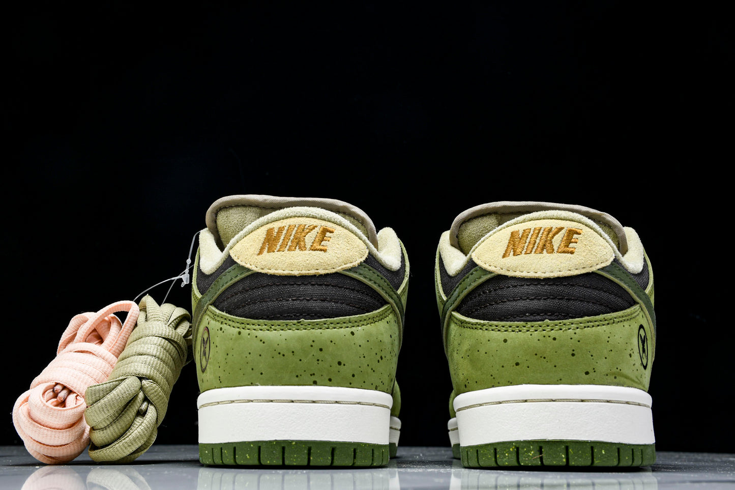 SB Dnk Low x Yuto Horigome 'Asparagus Matcha'