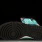 SB Dnk Low x Diamond Supply Co.
