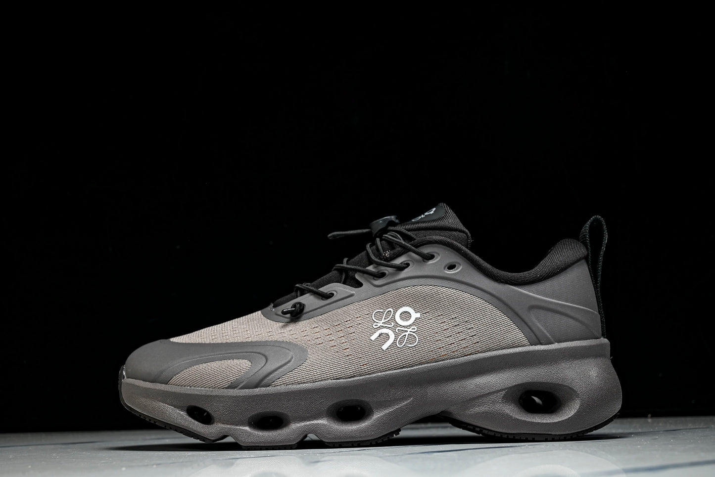 LOEWE × ON Cloudsolo 'Grey Black'