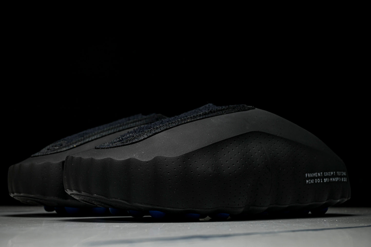 Fragment x Mind 001 Slide 'Black'