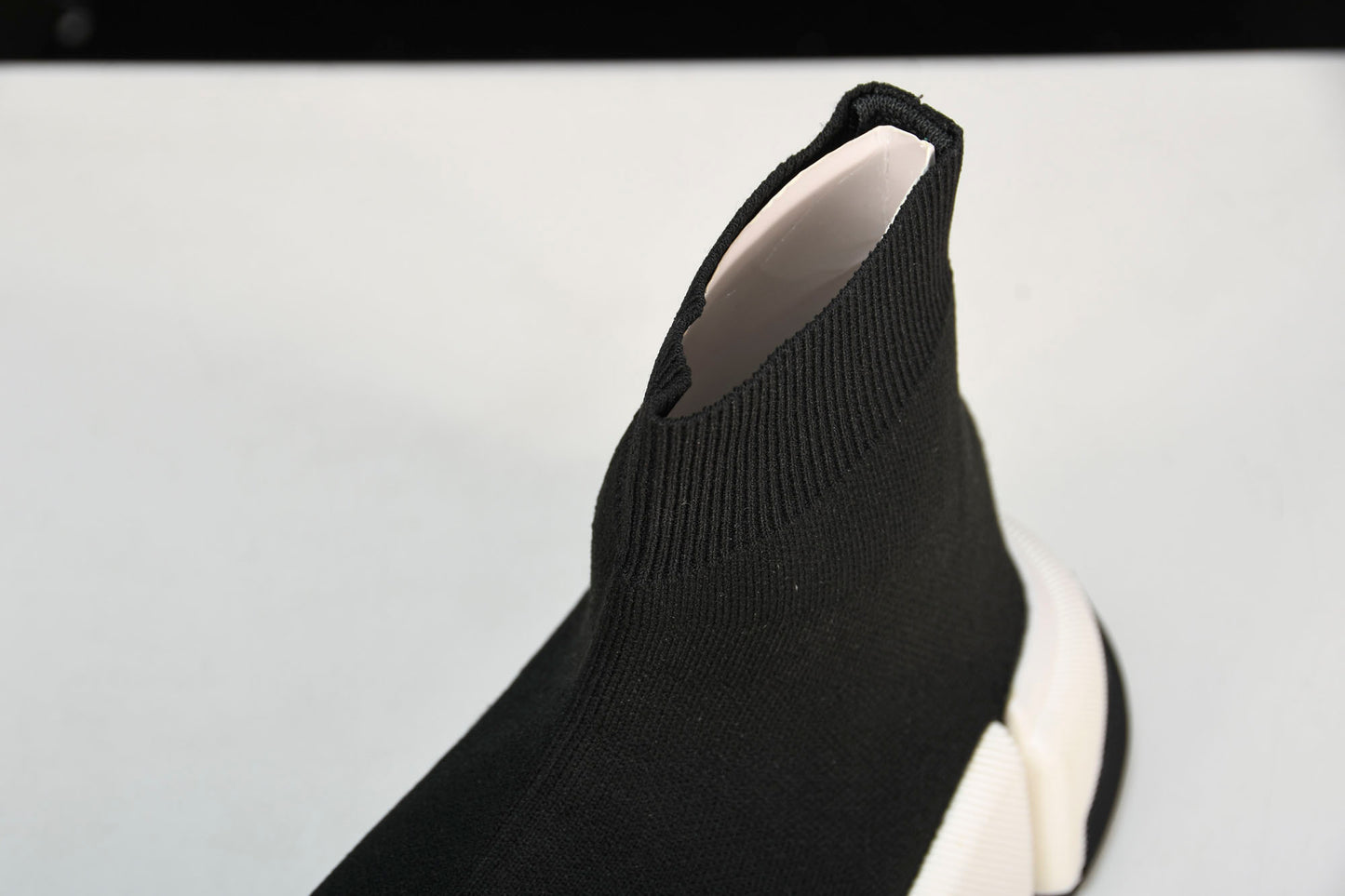 Speed 2.0 Trainers 'Black White'