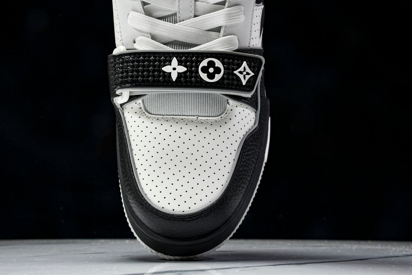 Louis Vuittоп Trainer Low Velcro Strap 'Perforated Black'