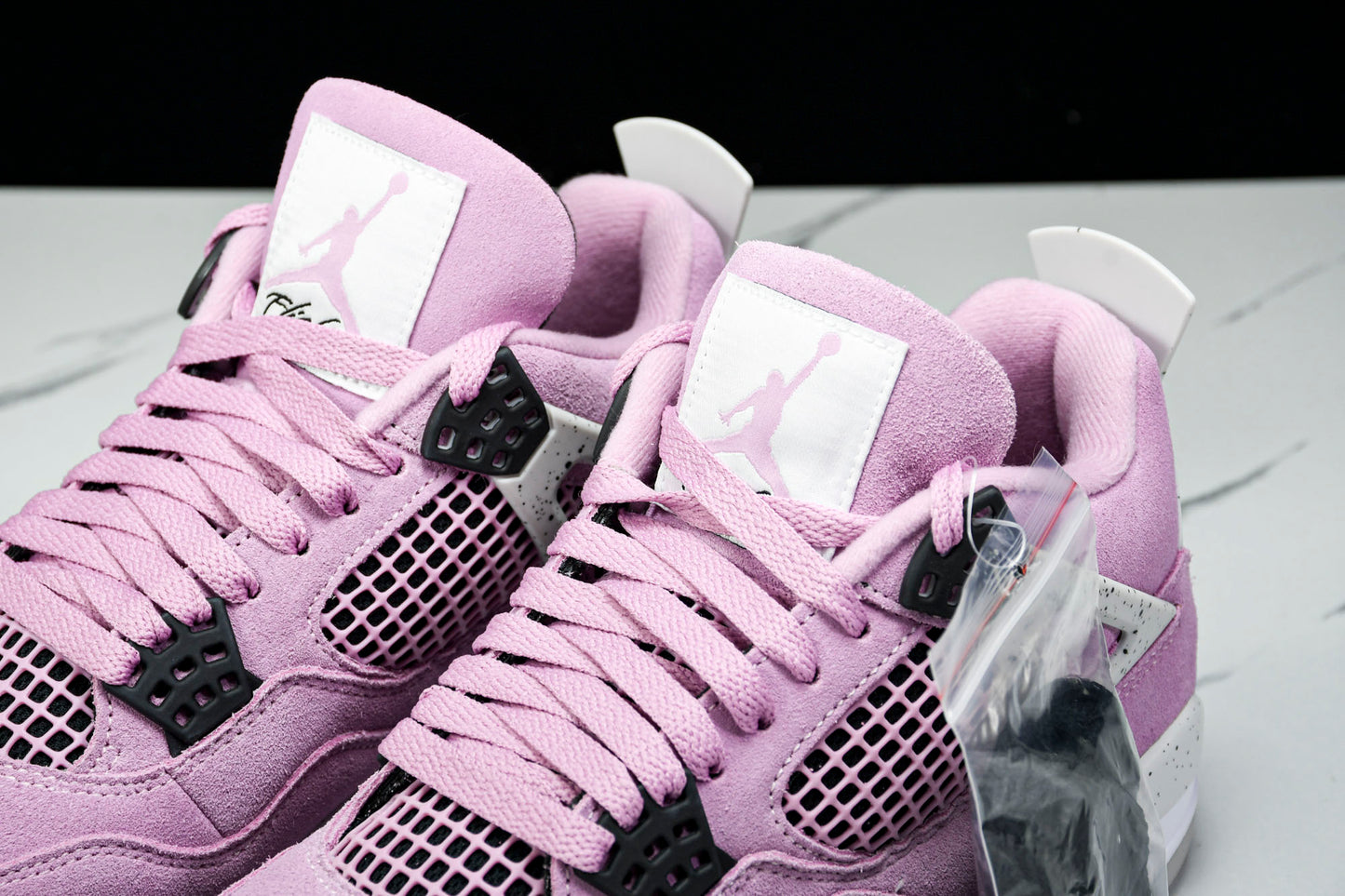 AJ4 Retro 'Orchid'
