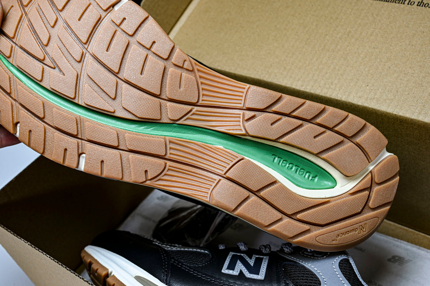 NB MiUK M991 x Up There