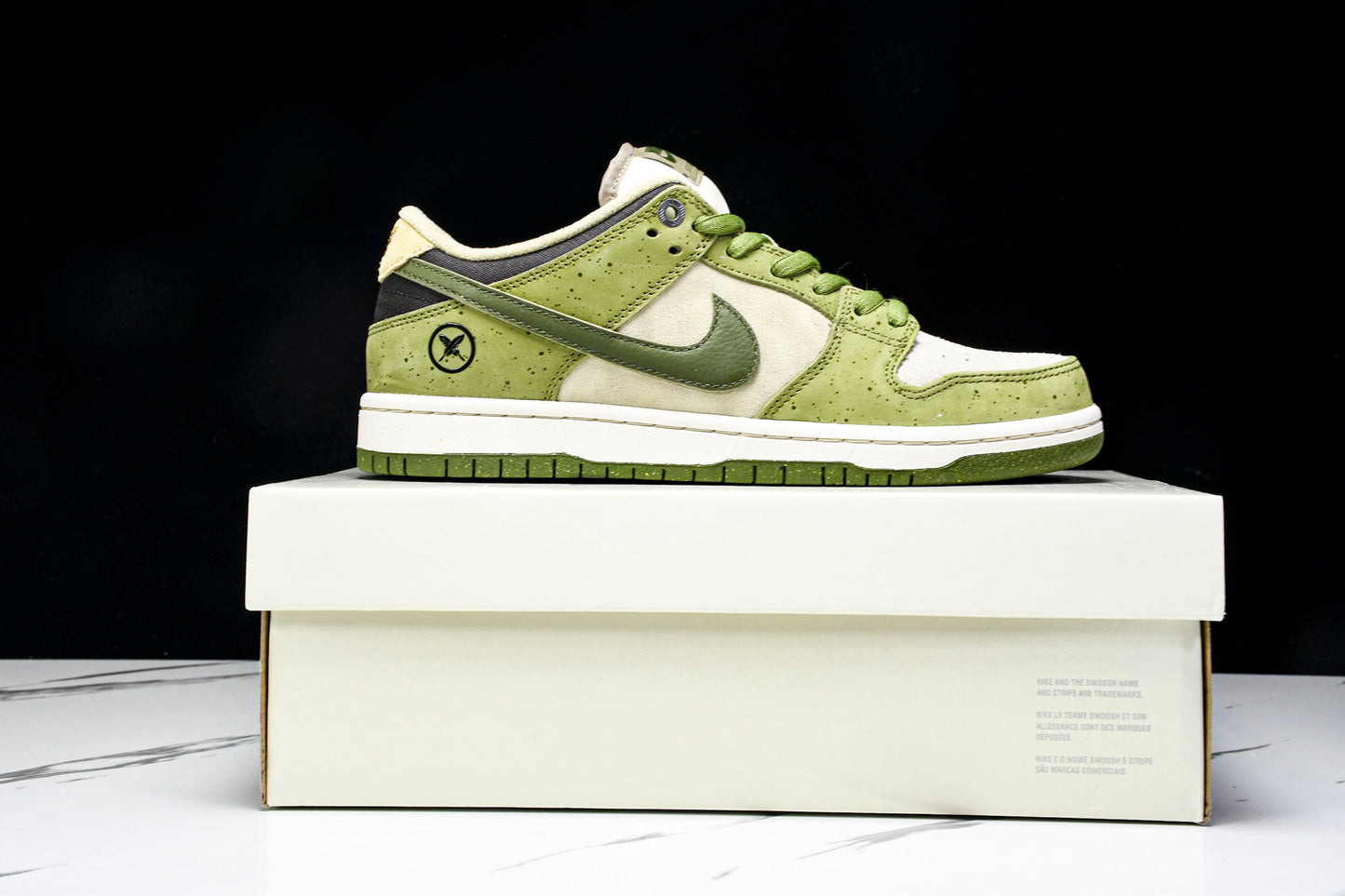 SB Dnk Low x Yuto Horigome 'Asparagus Matcha'