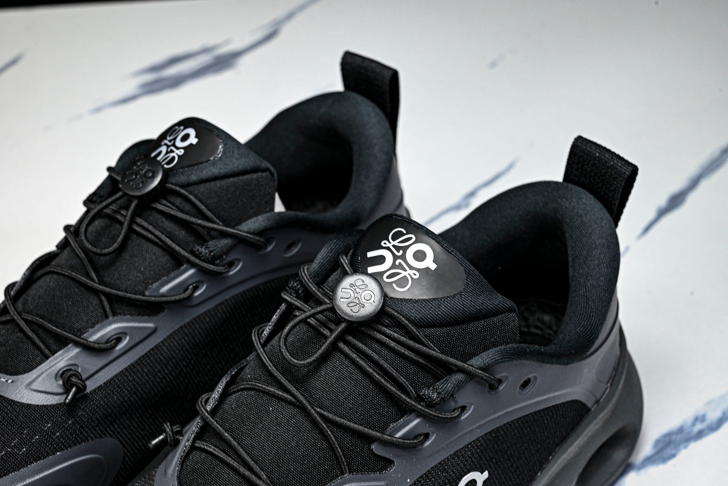 LOEWE × ON Cloudsolo 'Black'