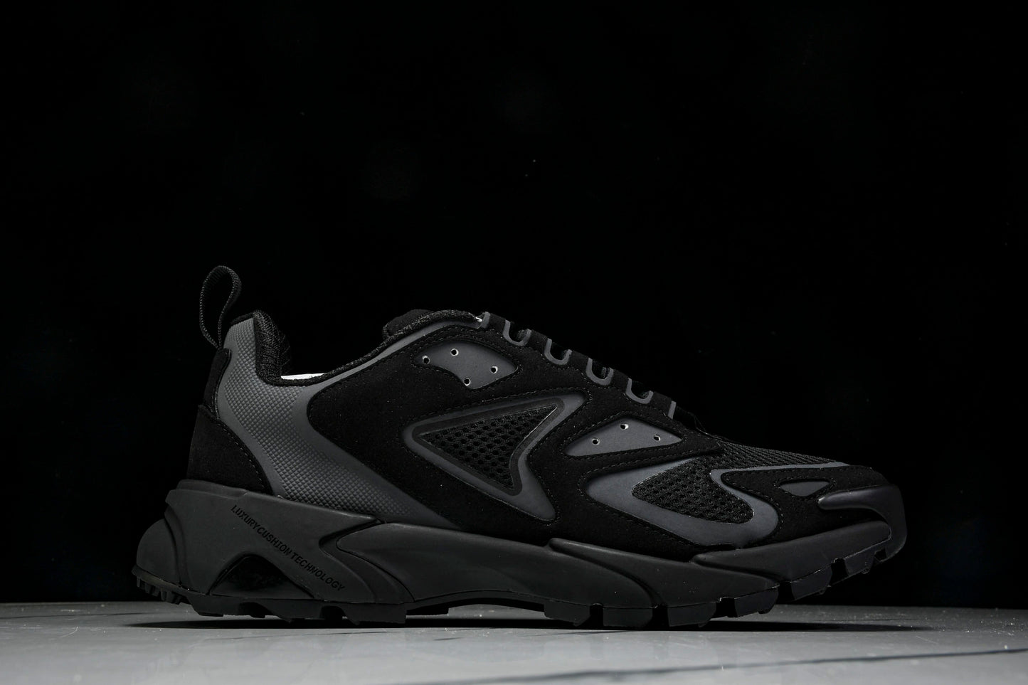 Louis Vuittоп Runner Tatic Sneaker 'Black'