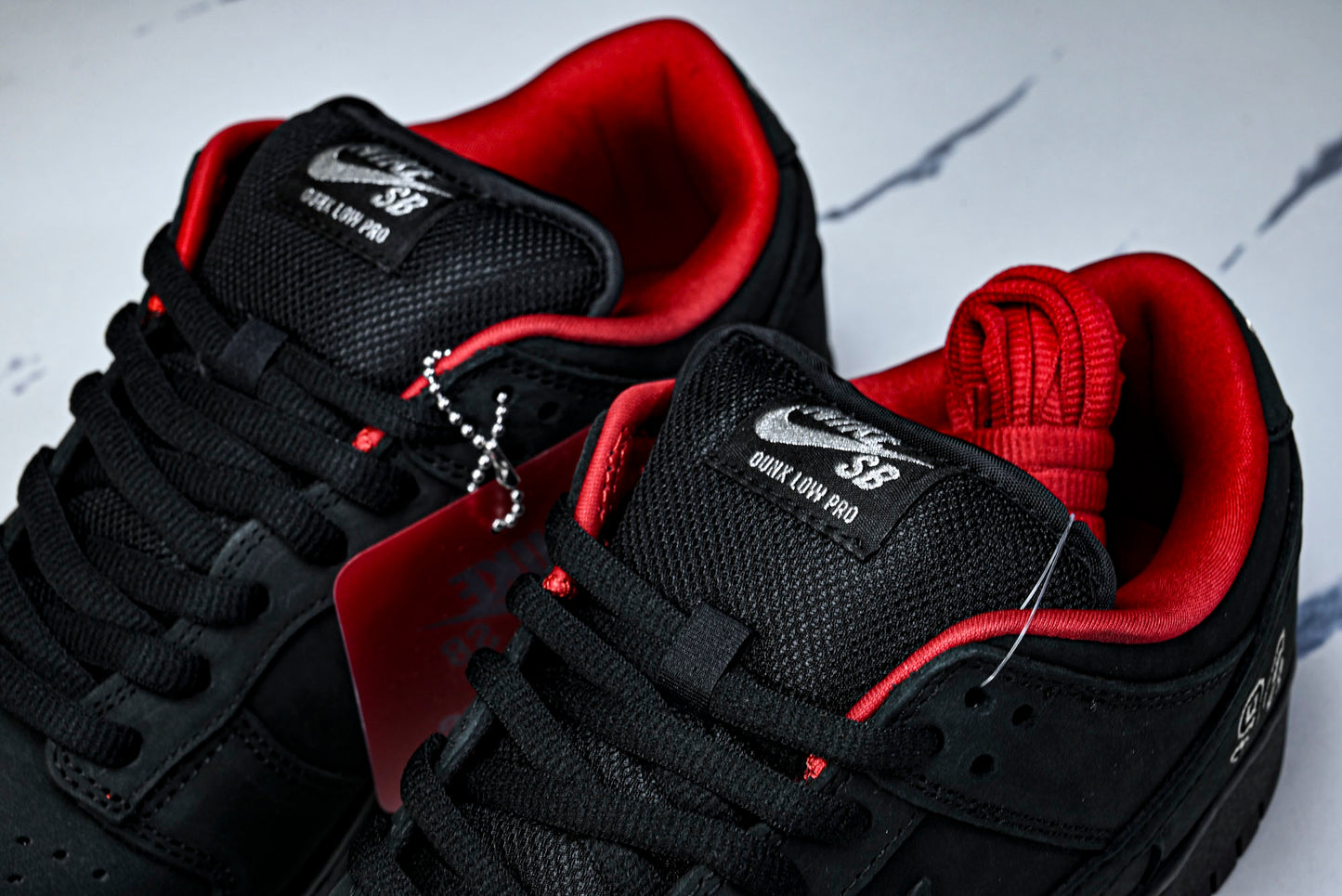 SB Dnk Low x Supreme 94 Black