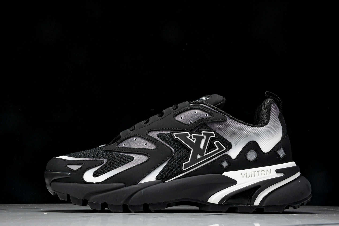 Louis Vuittоп Runner Tatic Sneaker 'Black White'