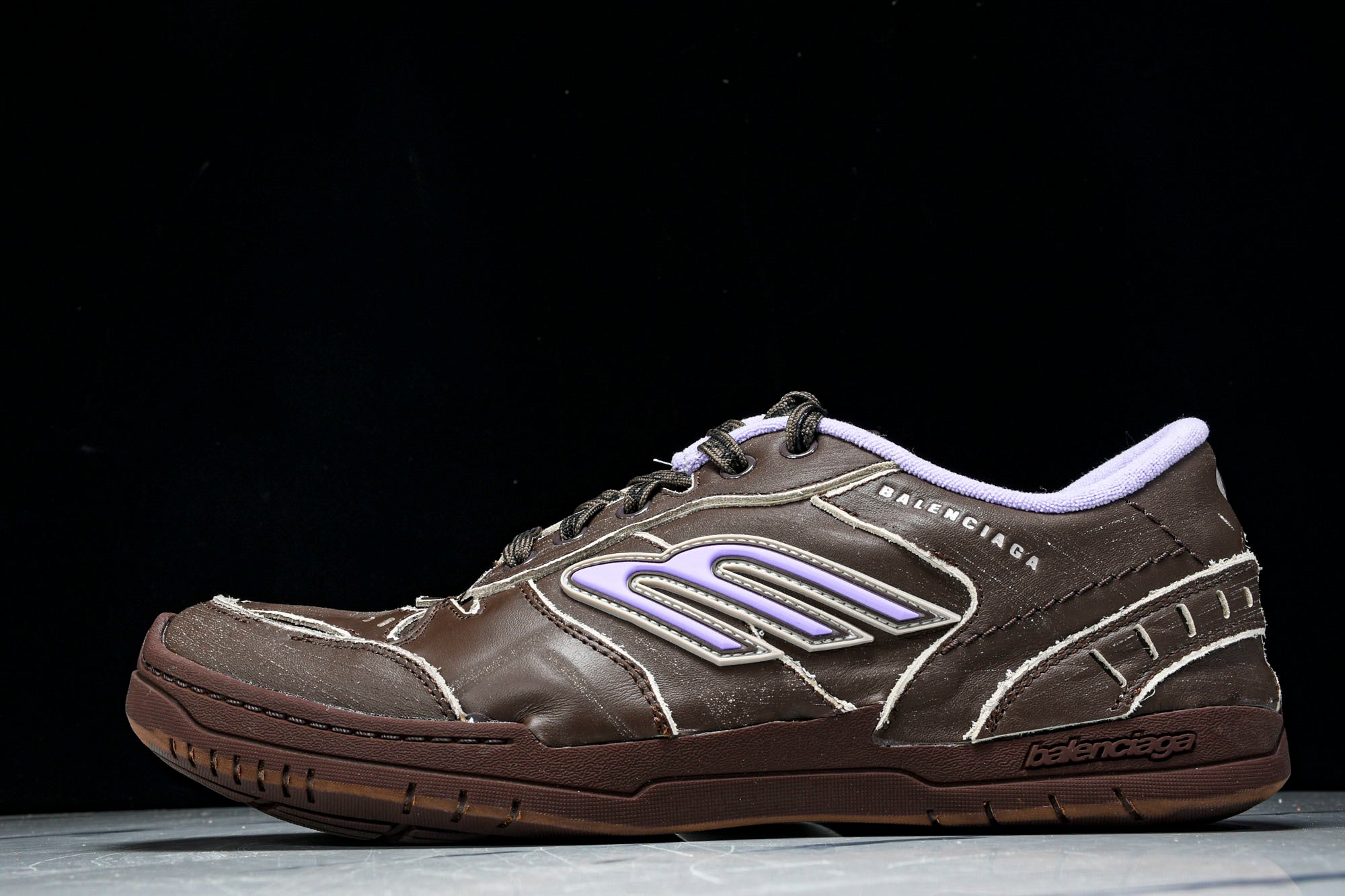 Вalenciaga Hamptons Worn-Out Sneaker 'Brown Lilac'
