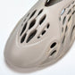 Yzy Foam RNNR 'Stone Sage'