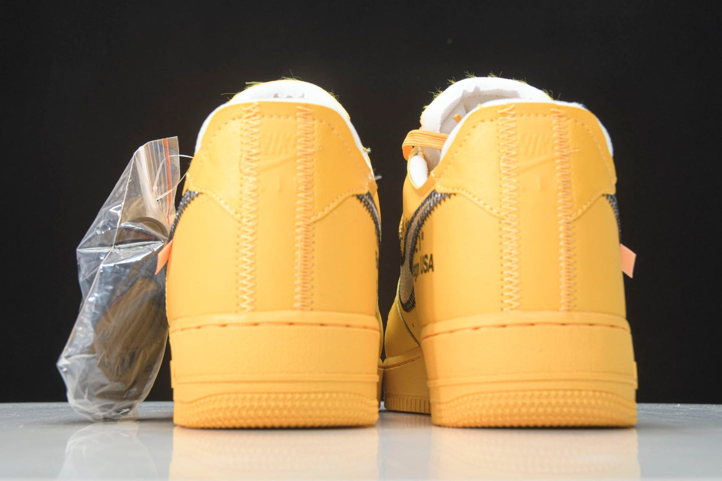 Off-White AF1 ‘University Gold’