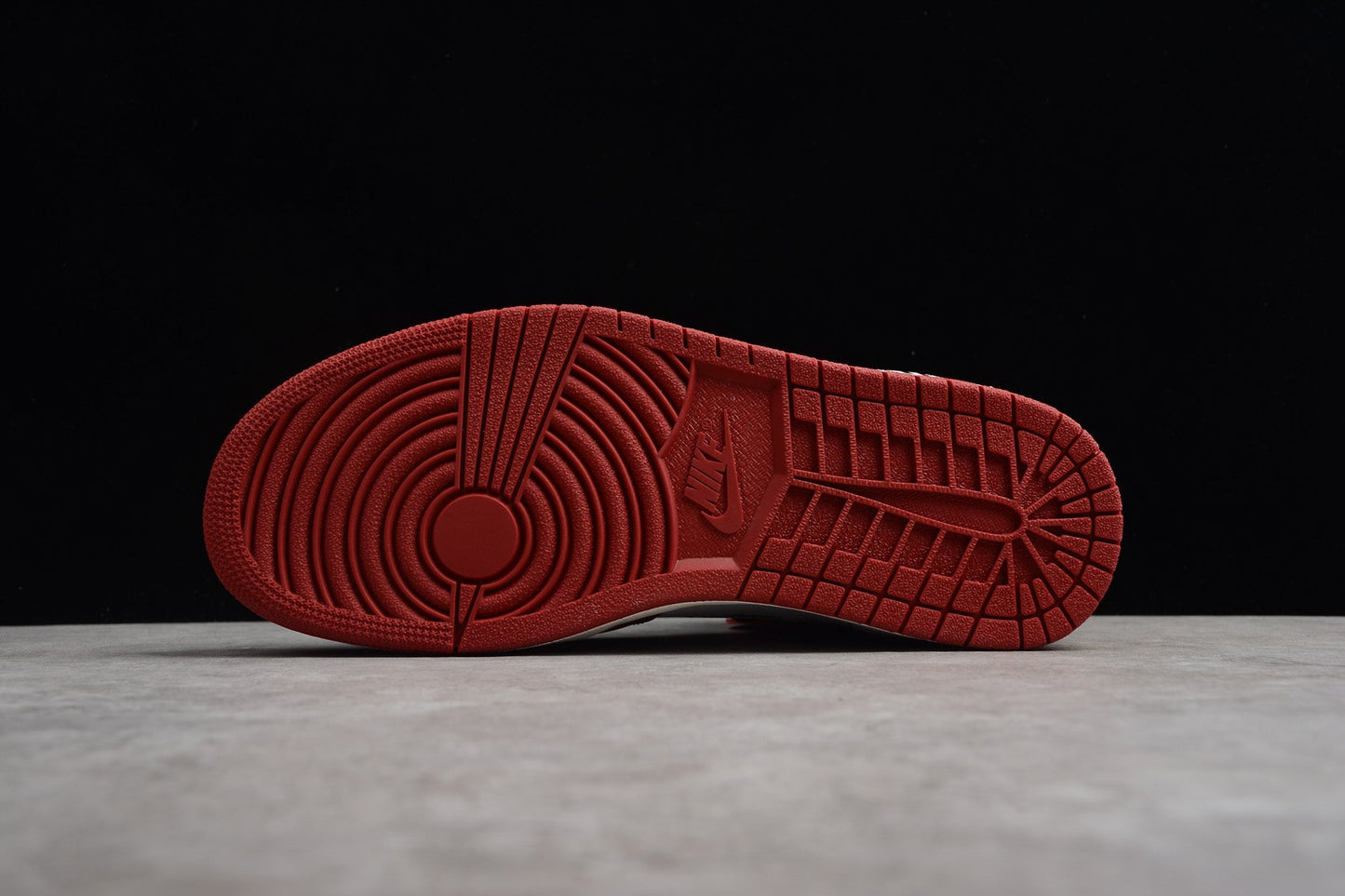 Off-White AJ1 Retro High Chicago