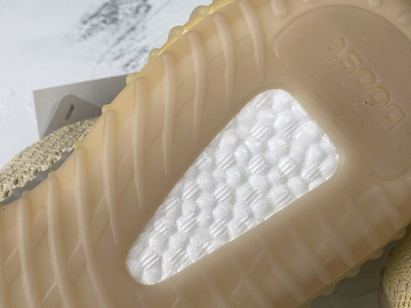 Yzy Boost 350 v2 Flax