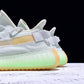 Yzy Boost 350 v2 Hyperspace
