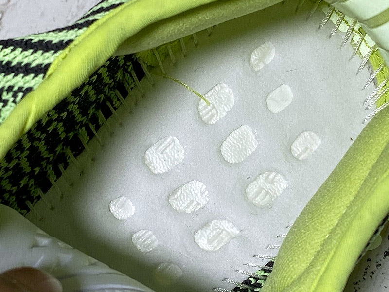 Yzy Boost 350 v2 Yeezreel Non-Reflective
