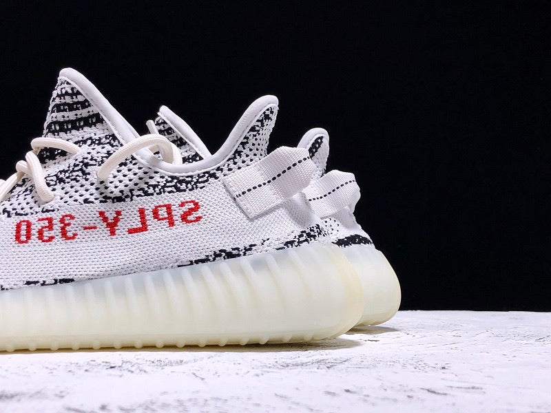 Yzy Boost 350 v2 Zebra