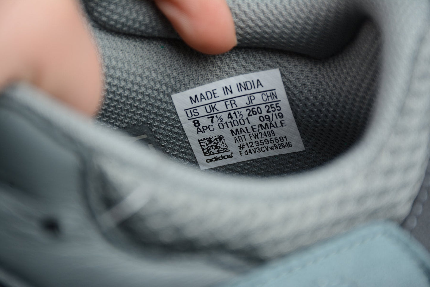 Yzy Boost 700 Teal Blue